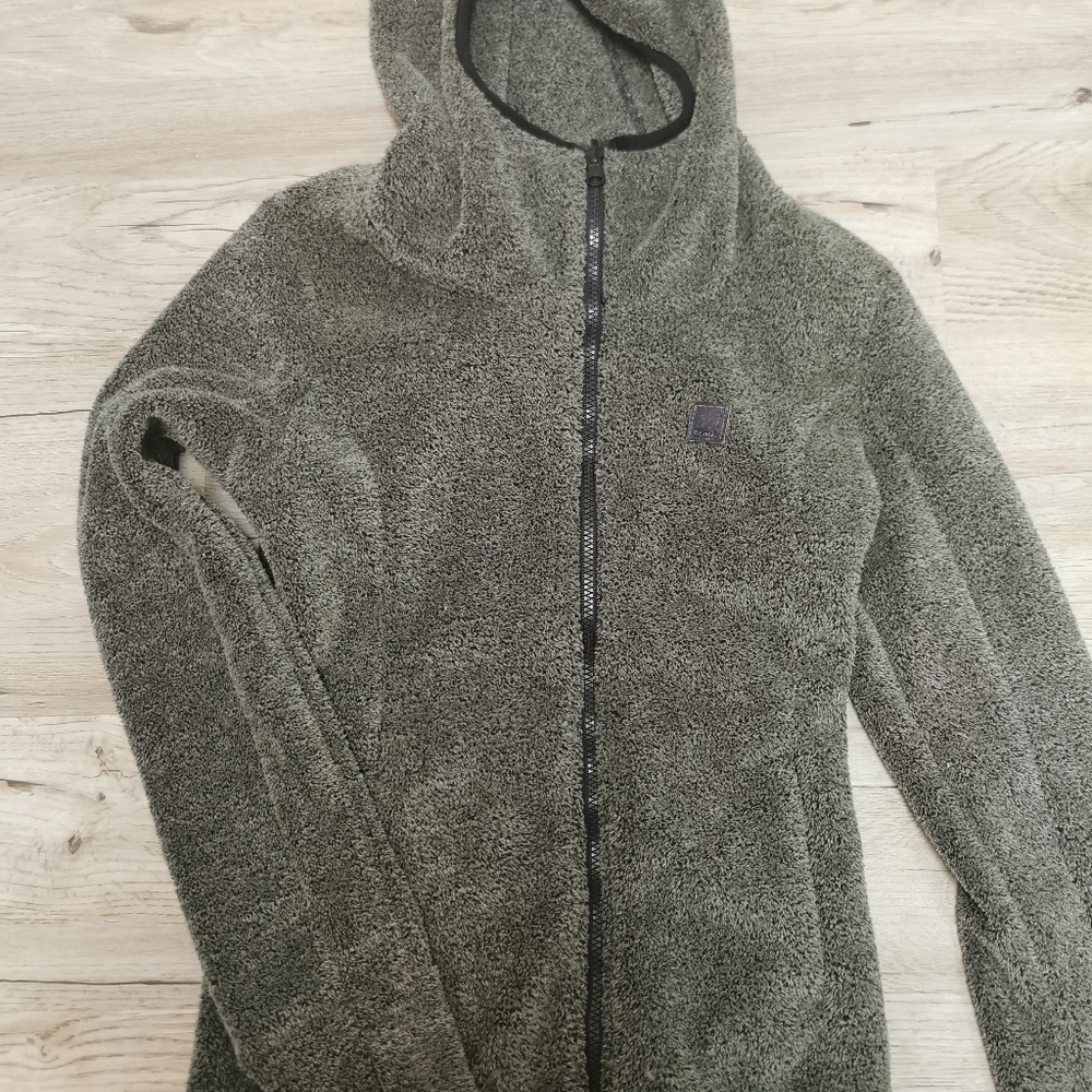 Nwot, Bench Sherpa hoody, size small, beautiful!